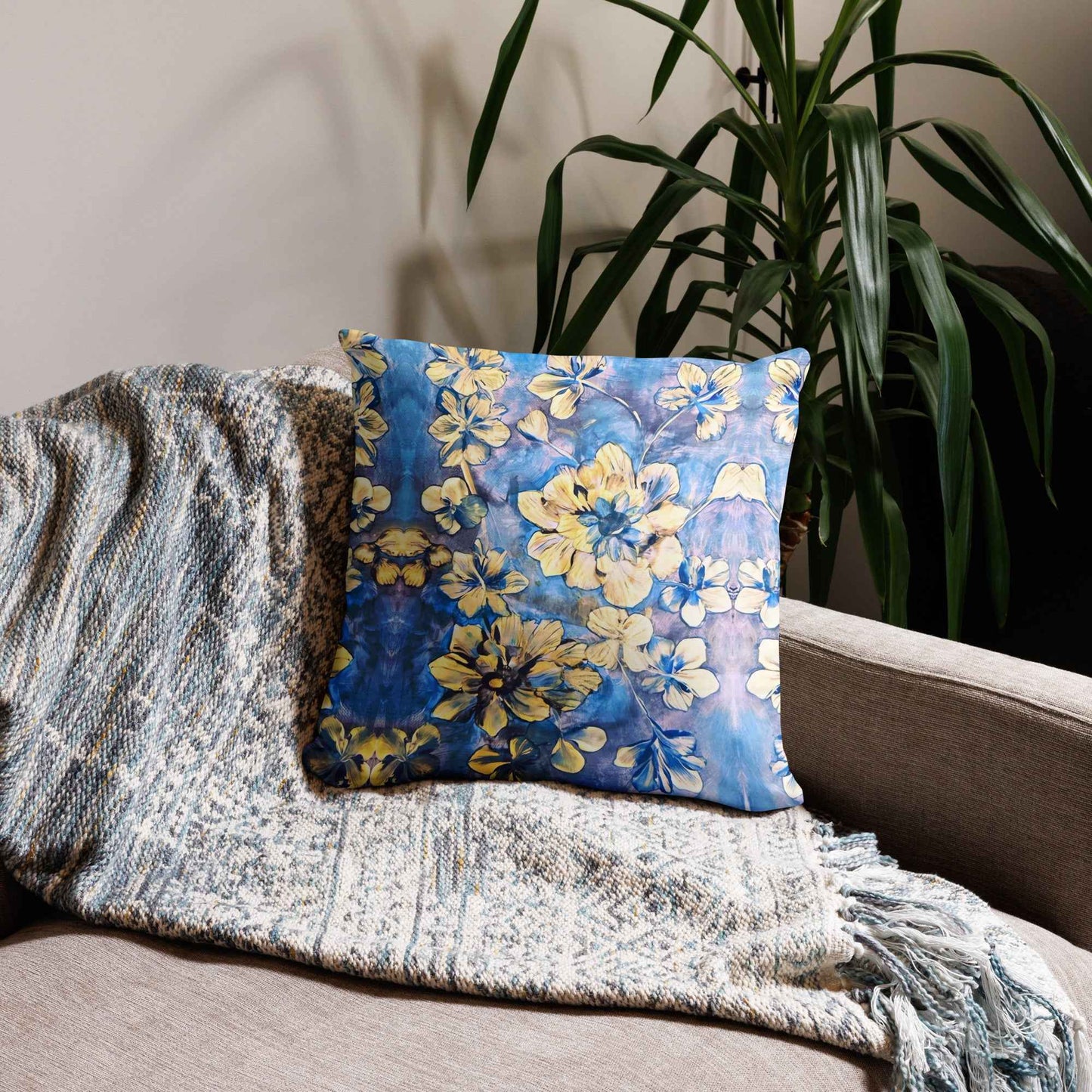 Iris Lake – Floral Art Pillow